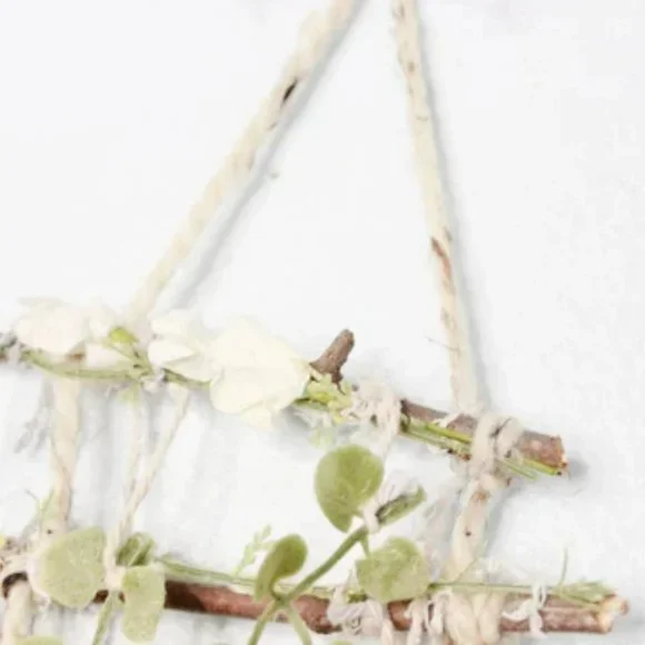 Fairy Floral Ladder Wall Art - Plant Wall Hanging - Boho Farmhouse Decor - Picture 4 of 4